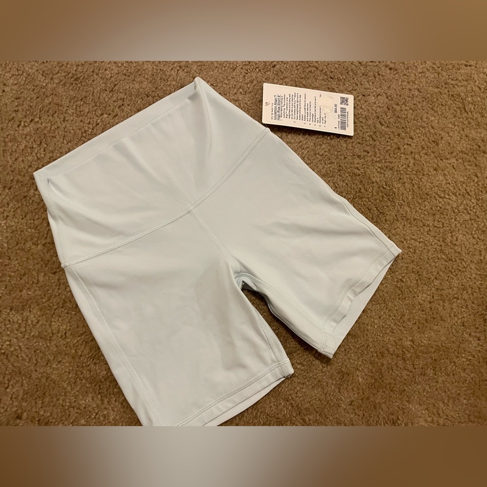 Lululemon Athletica Women’s Align High Rise Shirt 6”